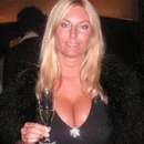 Local Woman Seeking Man for Hot and Steamy Fun